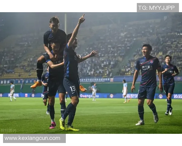 重庆篮球队与广州篮球队赛后复盘分析力量对比与战术总结 重庆篮球队与广州篮球队赛后复盘分析力量对比与战术总结