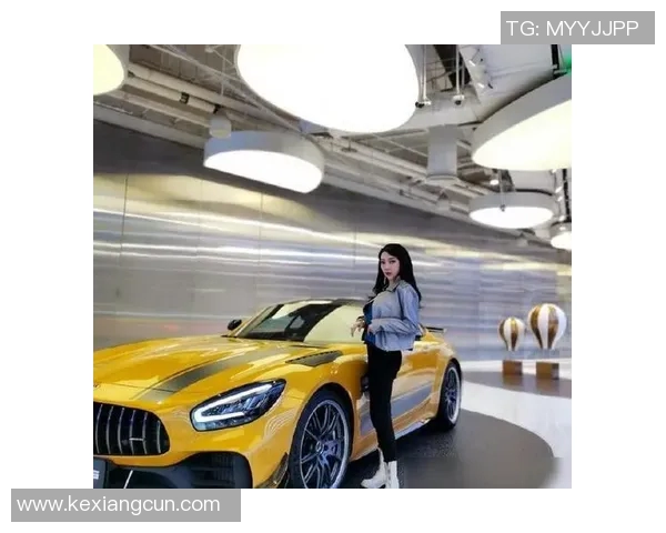 郭美美与足球明星的奇妙邂逅揭秘她们背后的故事与梦想 郭美美与足球明星的奇妙邂逅揭秘她们背后的故事与梦想